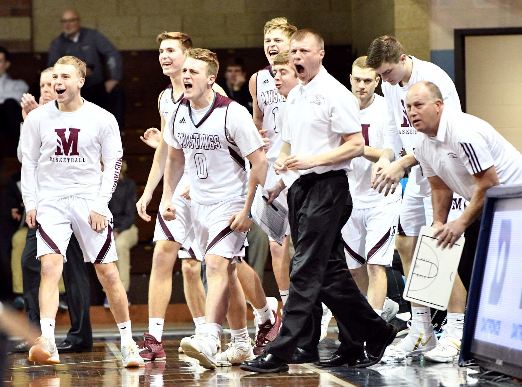 Morningside vs Trinity International NAIA basketball